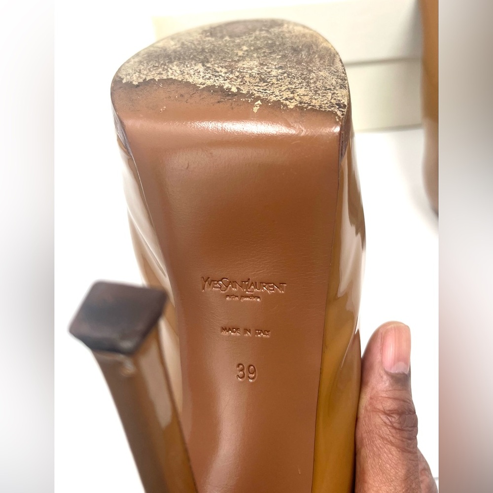Saint Laurent Tribtoo 105 Nude Patent Leather Pumps EU 39/US 8.5 w/Original Box - Picture 6 of 16